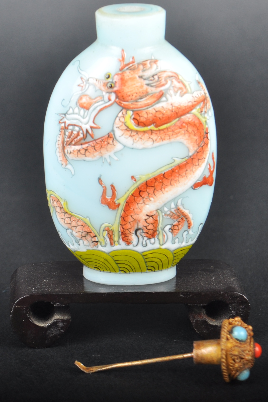 EARLY 20TH CENTURY CHINESE DRAGON SNUFF BOTTLE - Image 7 of 7