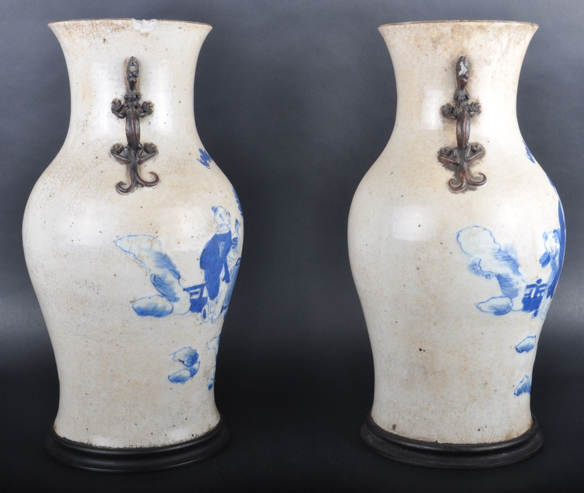 LARGE PAIR OF CHINESE BLUE AND WHITE CRACKLE VASES - Image 2 of 9