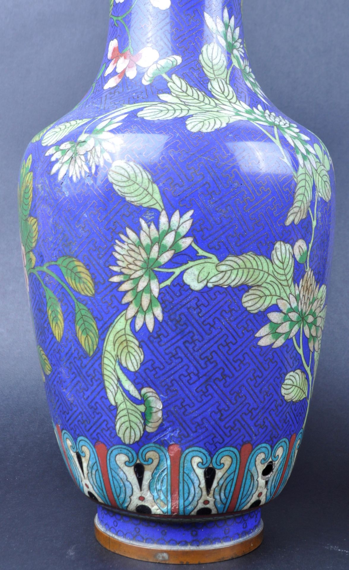 PAIR OF CHINESE CLOISONNE VASES - Image 3 of 6