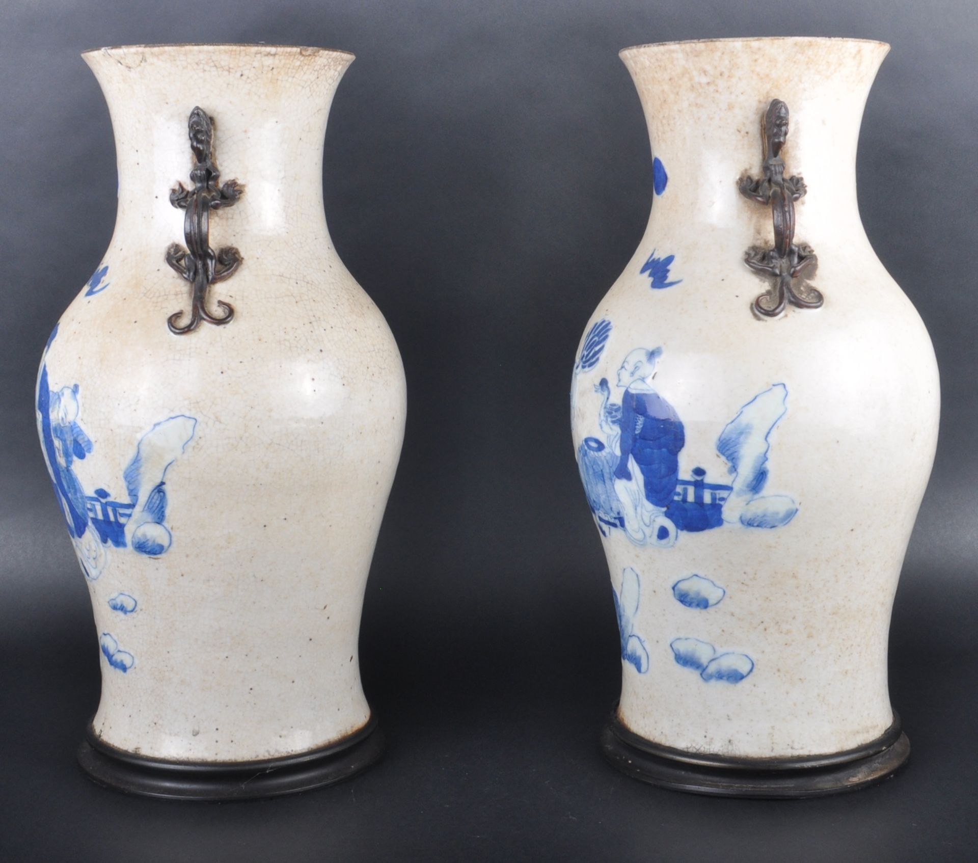 LARGE PAIR OF CHINESE BLUE AND WHITE CRACKLE VASES - Image 3 of 9