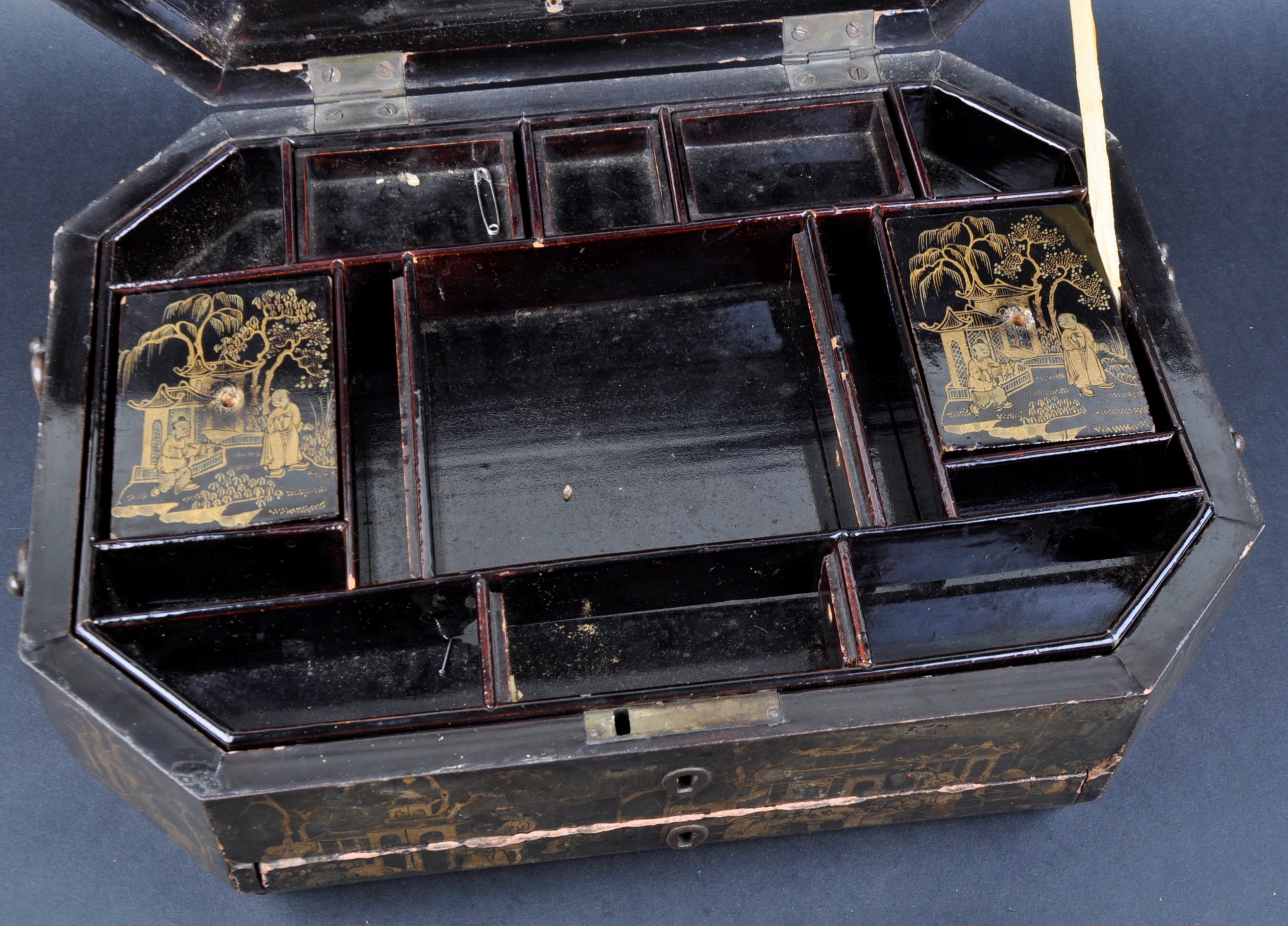 19TH CENTURY CHINESE BLACK LACQUER WORKBOX - Image 4 of 5
