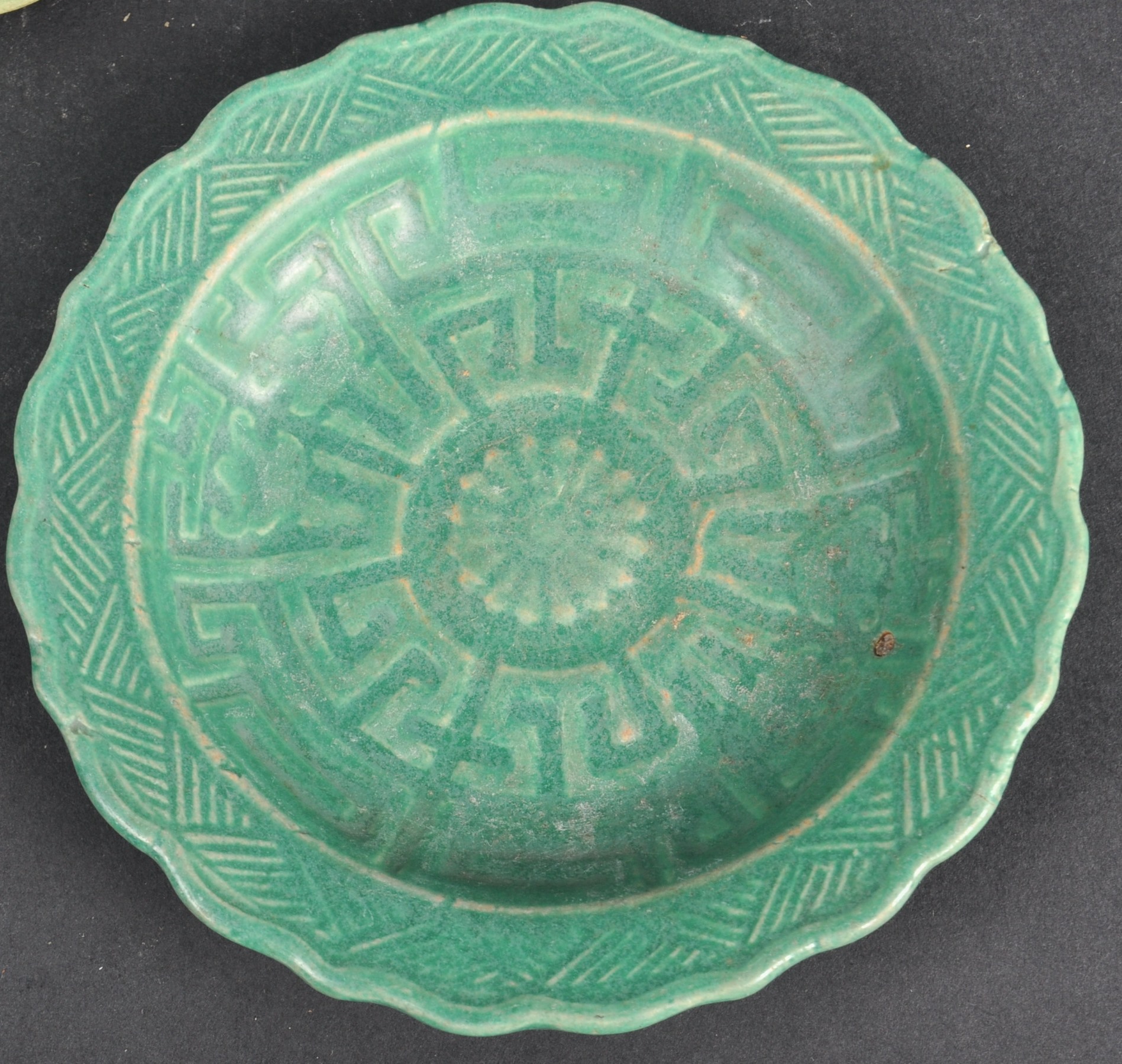 THREE 19TH CENTURY CHINESE CELADON GREEN PLATES - Image 3 of 5