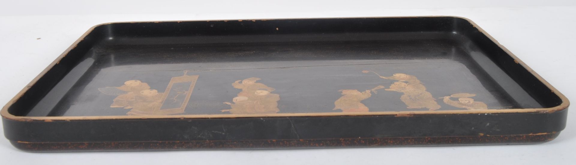 19TH CENTURY JAPANESE BLACK LACQUER TRAY - Bild 4 aus 7