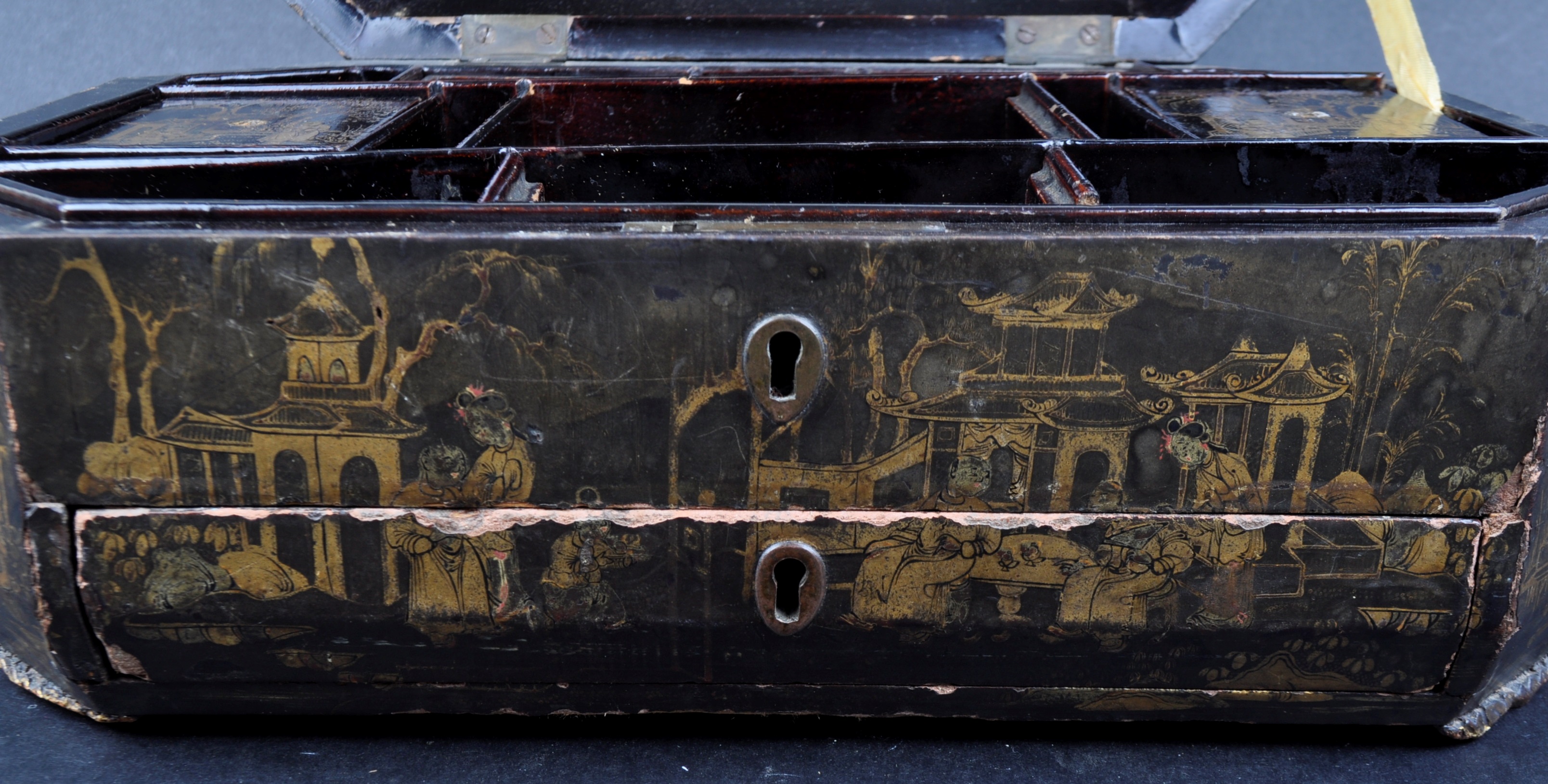 19TH CENTURY CHINESE BLACK LACQUER WORKBOX - Image 5 of 5