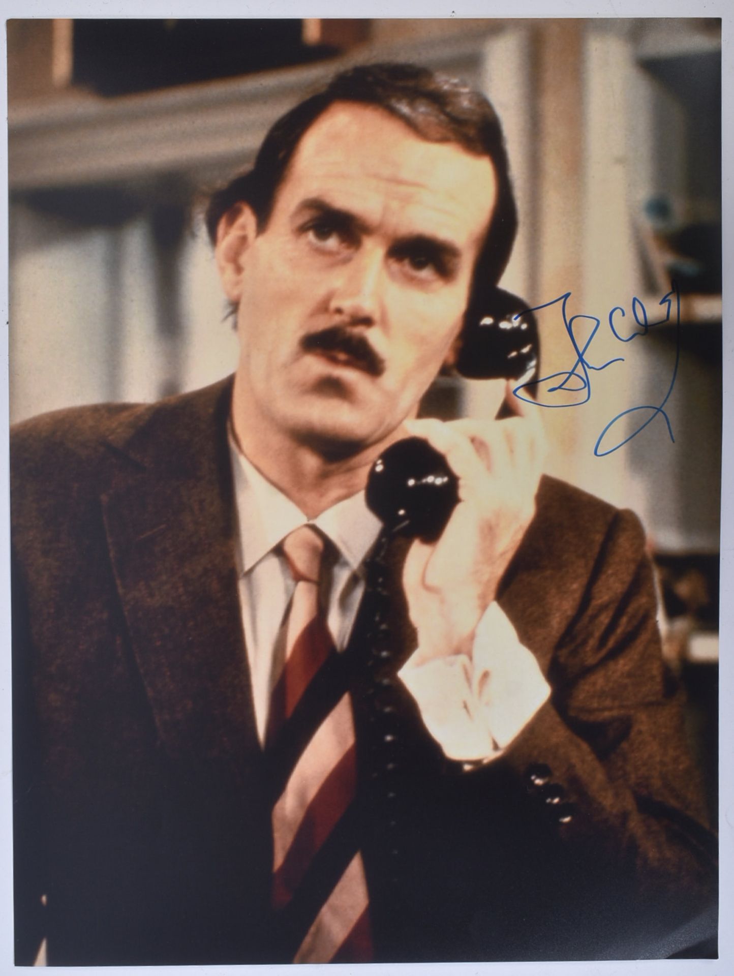 FAWLTY TOWERS - JOHN CLEESE - 16X12" LARGE AUTOGRAPHED PHOTO