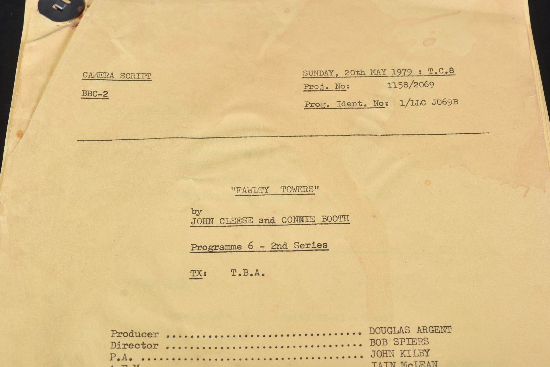 FAWLTY TOWERS - BASIL THE RAT - ORIGINAL BBC CAMERA SCRIPT - Image 2 of 11