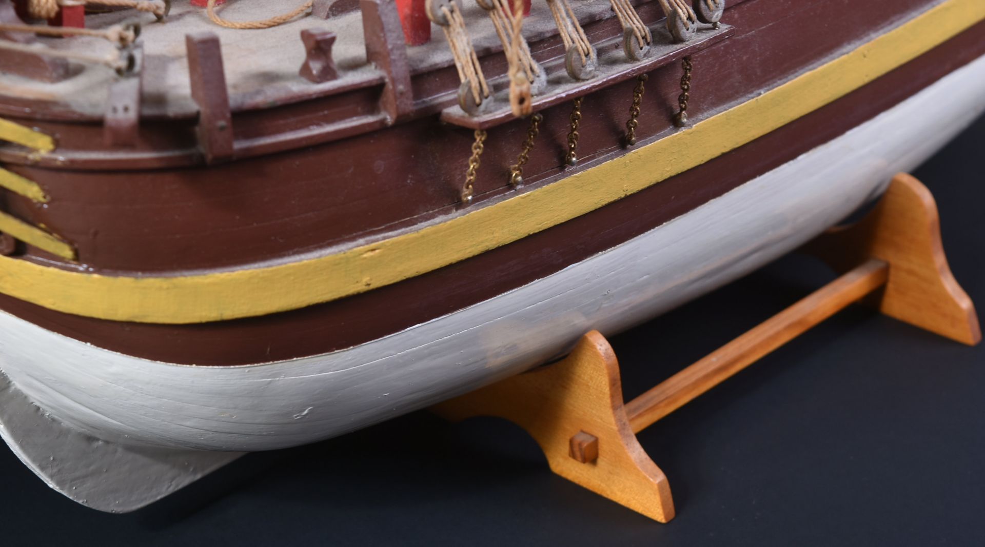 MUSEUM QUALITY MODEL BOAT COLLECTION – RMS TITANIC - Image 12 of 12