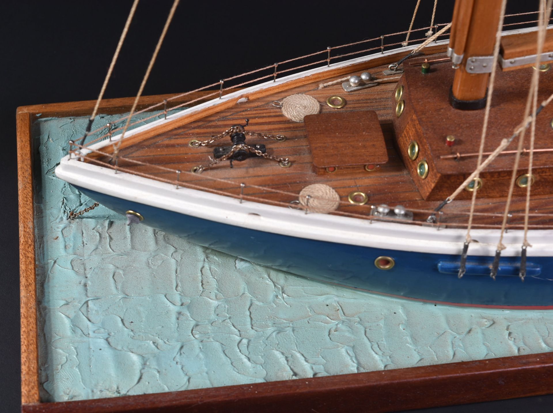 MUSEUM QUALITY MODEL BOAT COLLECTION – SMALL SAILING KETCH - Bild 4 aus 10