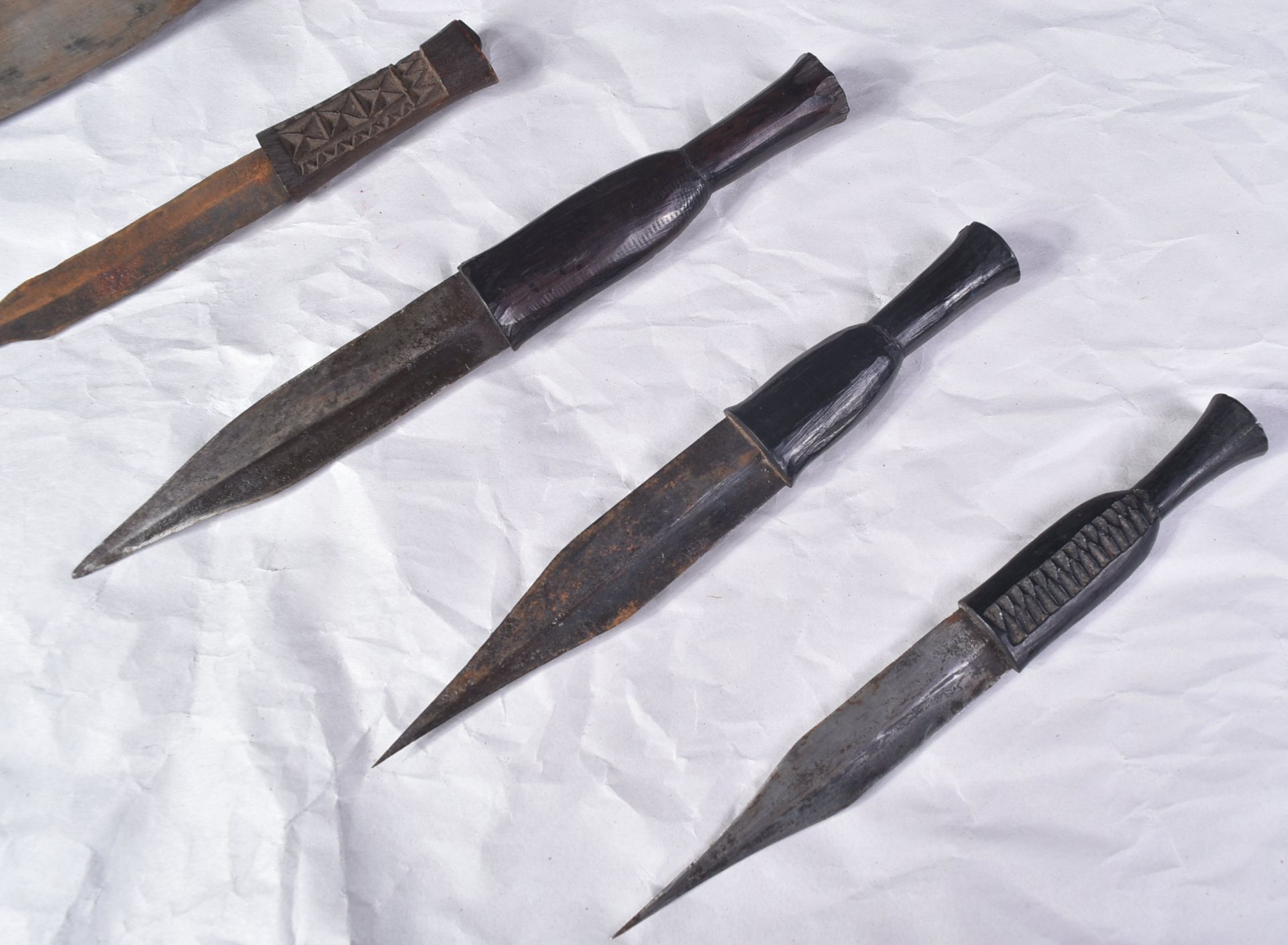 COLLECTION OF SOUTHERN AFRICAN SHONA PEOPLE DAGGERS - Image 7 of 10