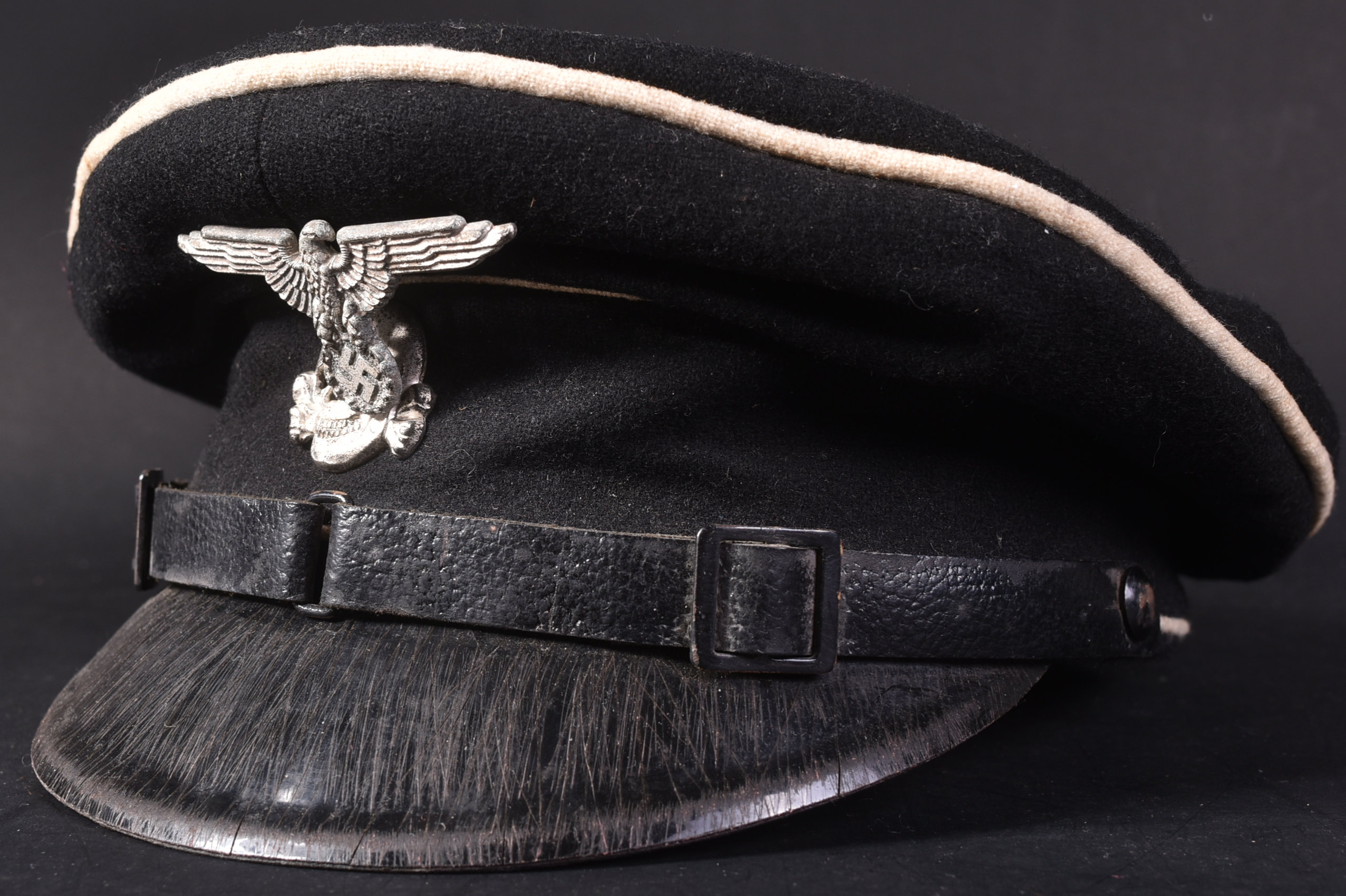 WWII SECOND WORLD WAR GERMAN THIRD REICH SS OFFICERS CAP - Image 4 of 8