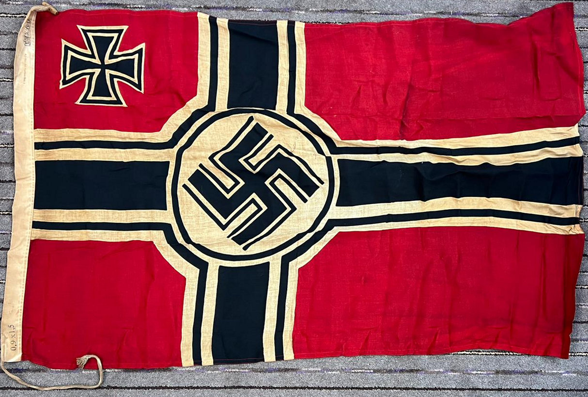 WWII SECOND WORLD WAR - THIRD REICH KRIEGSMARINE FLAG - Image 2 of 9