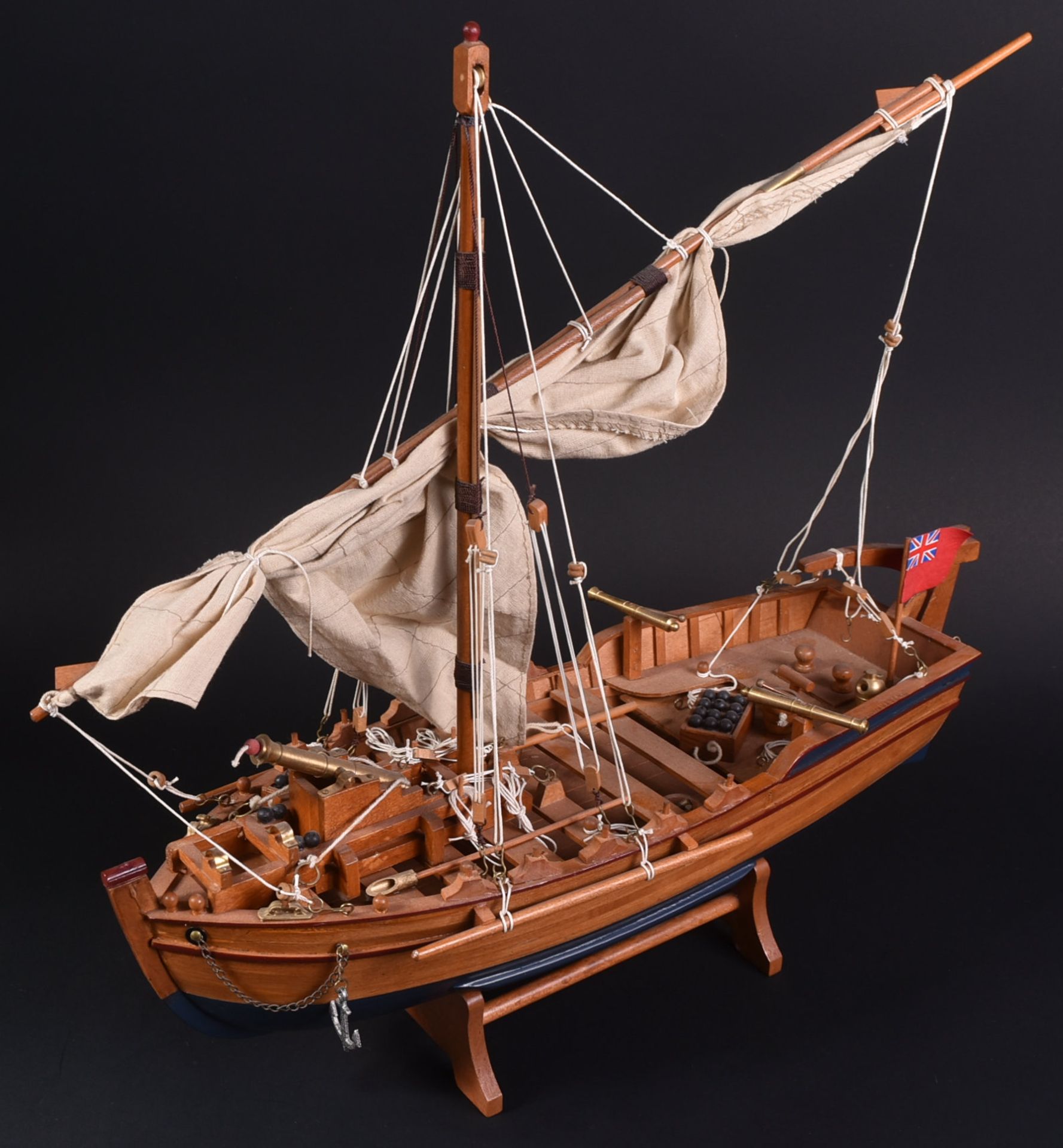 MUSEUM QUALITY MODEL BOAT COLLECTION – SMALL SAILING BOAT - Bild 4 aus 12