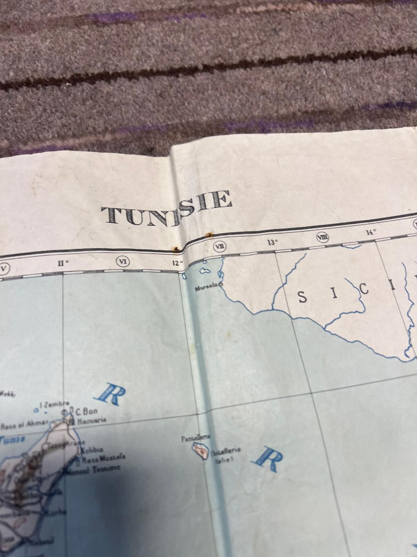 THREE SECOND WORLD WAR BRITISH ORDNANCE SURVEY MAPS - Image 4 of 18