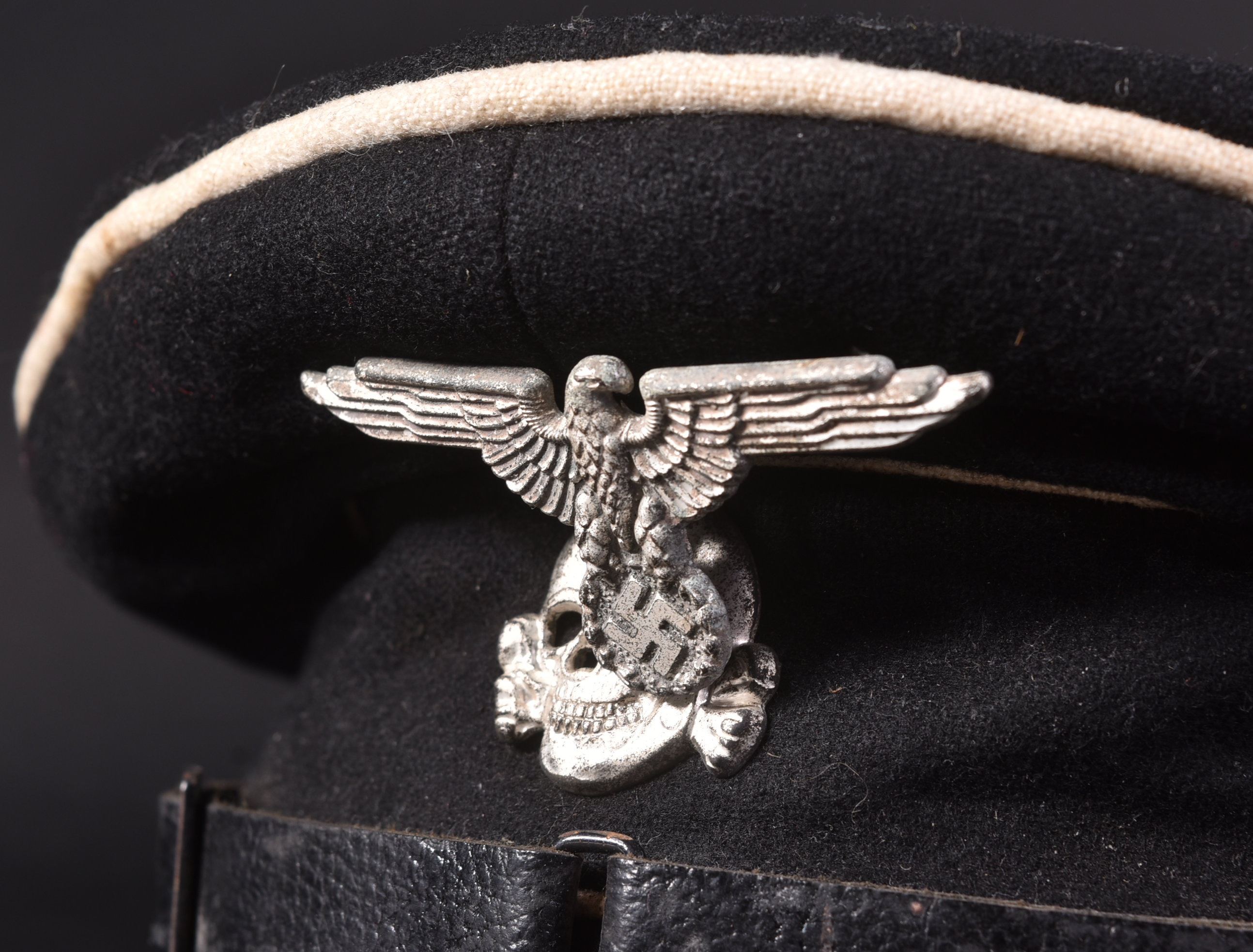 WWII SECOND WORLD WAR GERMAN THIRD REICH SS OFFICERS CAP - Image 6 of 8