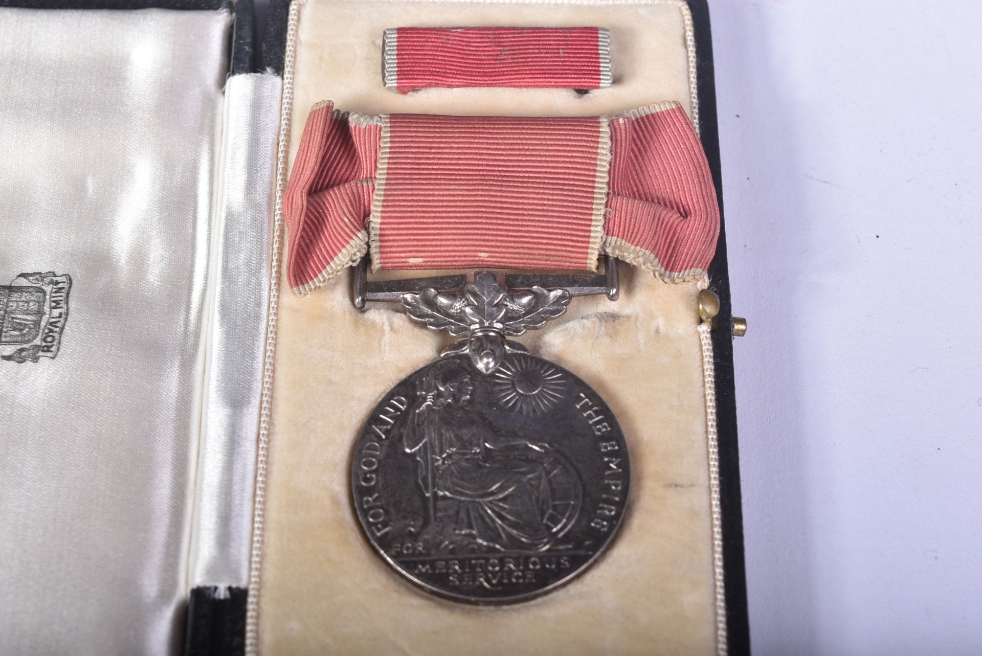 WWII INTEREST - BRITISH EMPIRE MEDAL - FREDA NOBLE W/HISTORY - Bild 9 aus 14