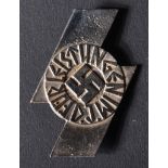 WWII SECOND WORLD WAR GERMAN HITLER YOUTH BADGE