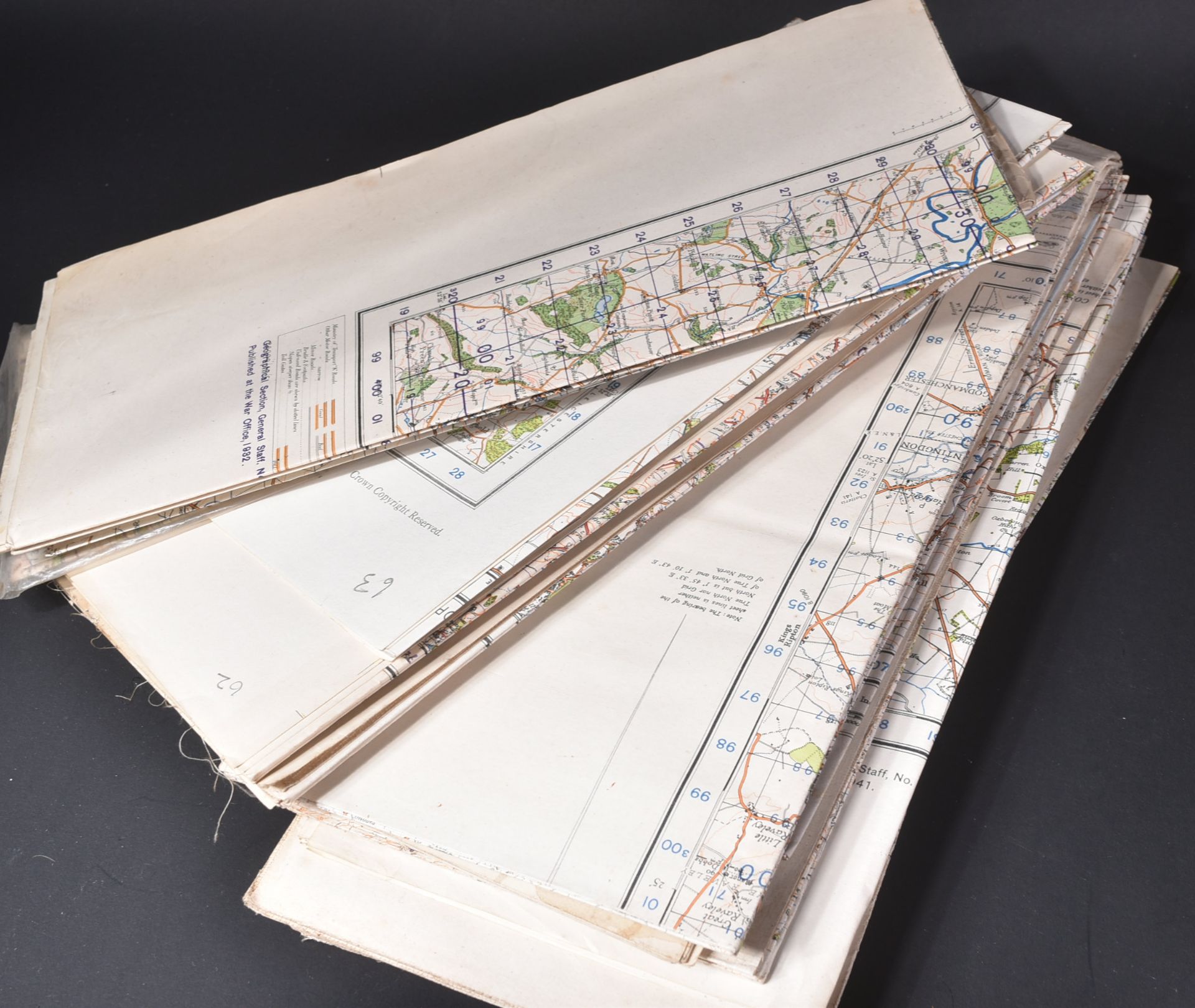 COLLECTION OF BRITISH SECOND WORLD WAR ORDNANCE SURVEY MAPS - Bild 6 aus 12