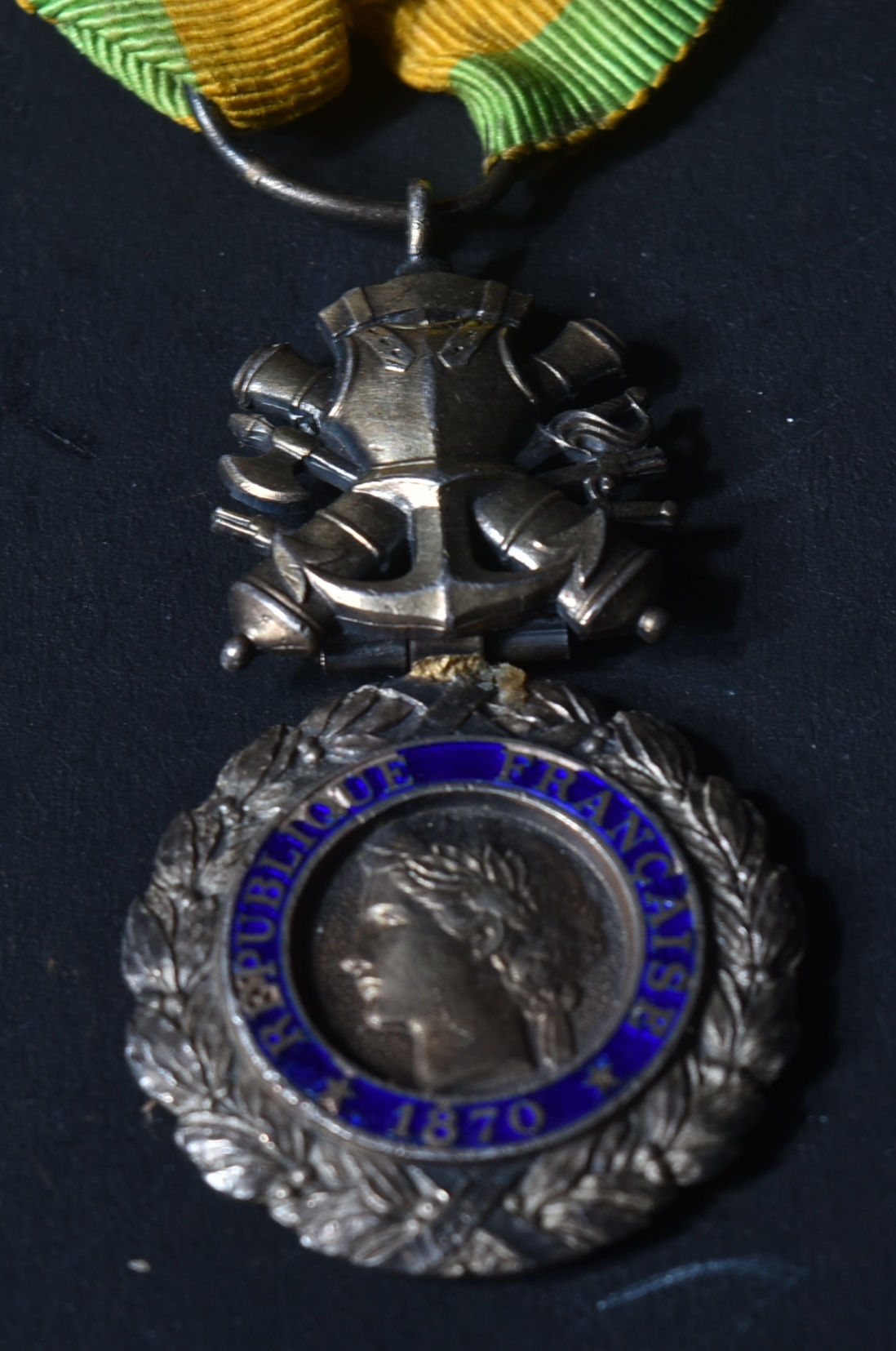 WWI FIRST WORLD WAR PERIOD FRENCH MILITARY MEDALS - Image 6 of 8