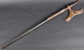 19TH CENTURY PERSIAN BULOVA STEEL WAR AXE