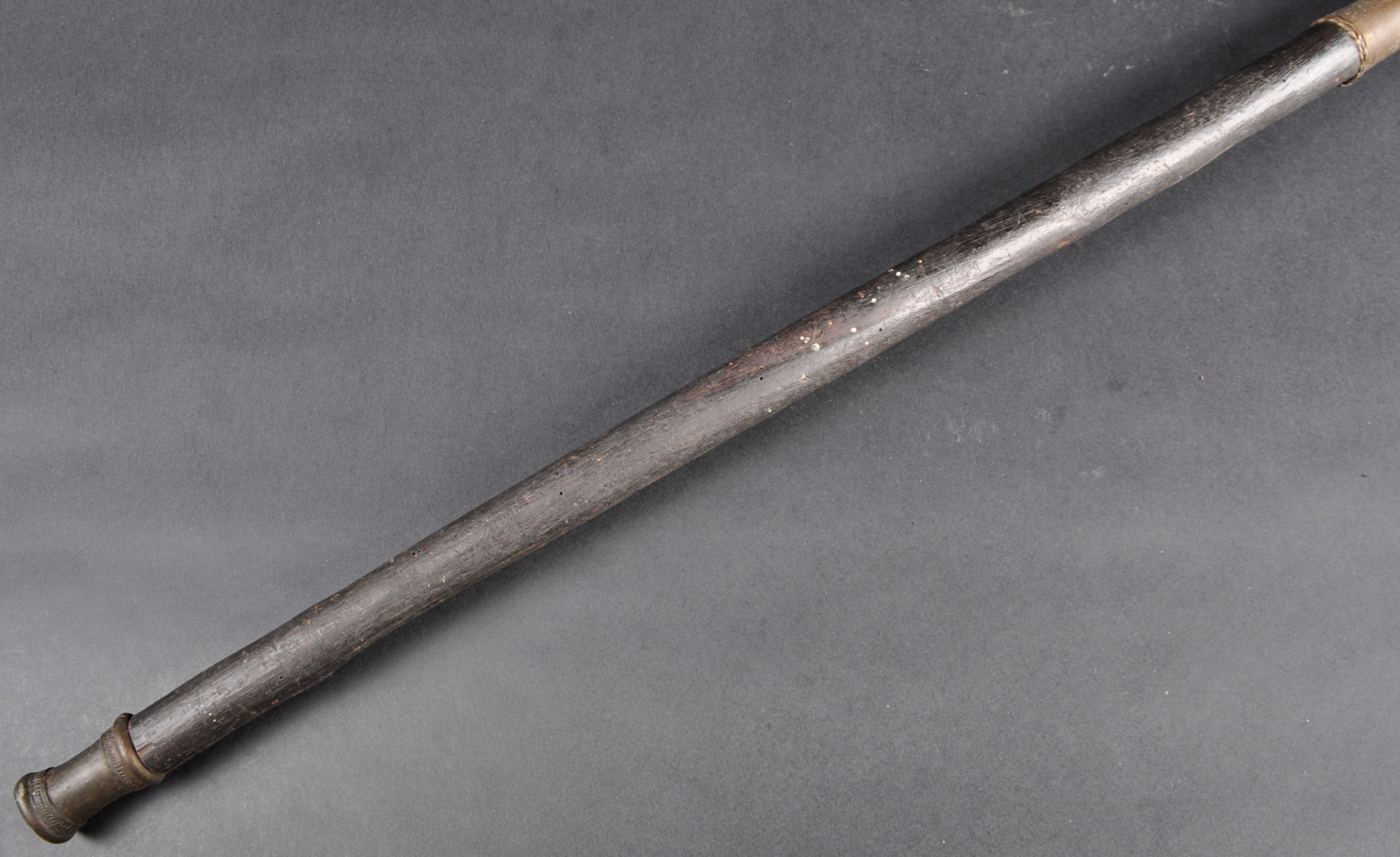 19TH CENTURY PERSIAN BULOVA STEEL WAR AXE - Image 6 of 6