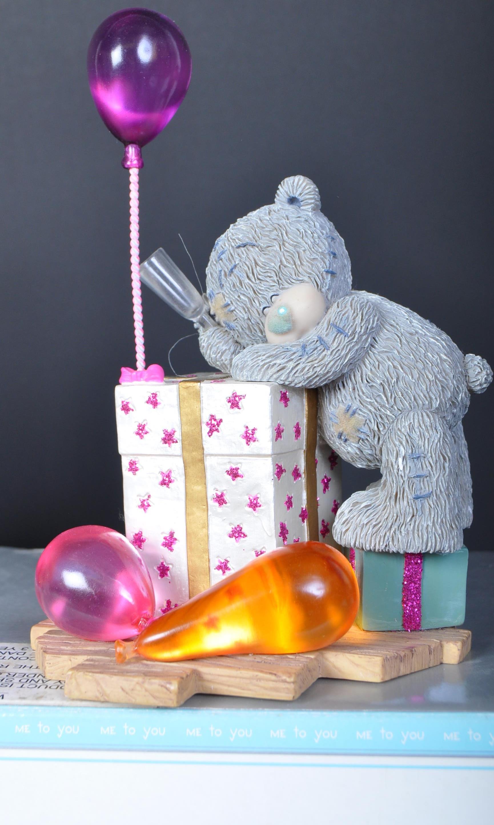 LARGE COLLECTION OF BOXED 'ME TO YOU' BEAR ORNAMENTS - Image 6 of 7