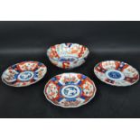 COLLECTION OF FOUR JAPANESE IMARI PLATES & BOWL