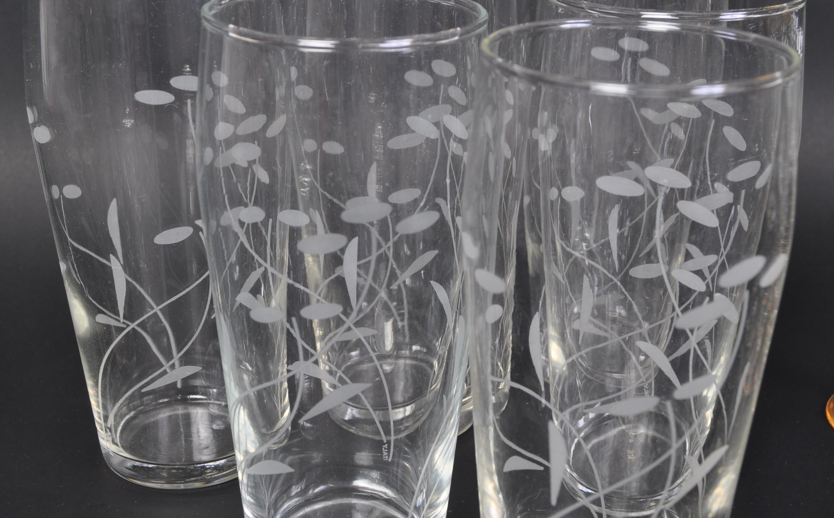 SET OF SIX BARLEY TWIST SHERRY DRINKING GLASSES - Image 4 of 6