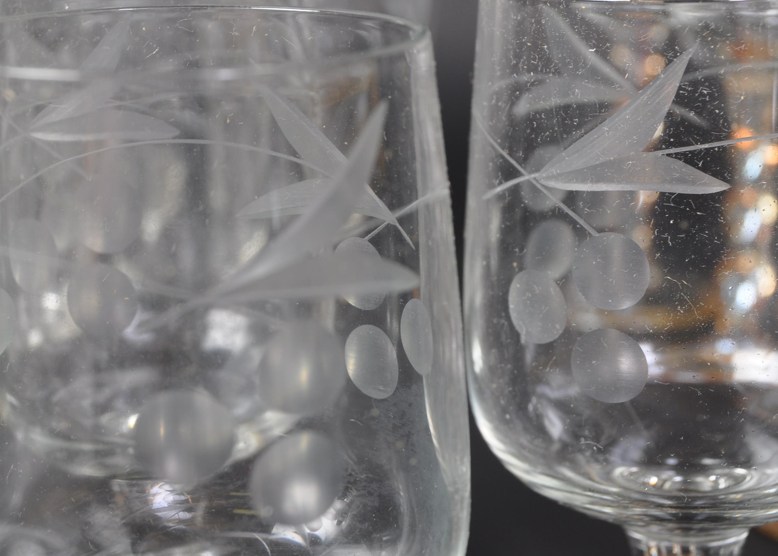 SET OF SIX BARLEY TWIST SHERRY DRINKING GLASSES - Image 6 of 6