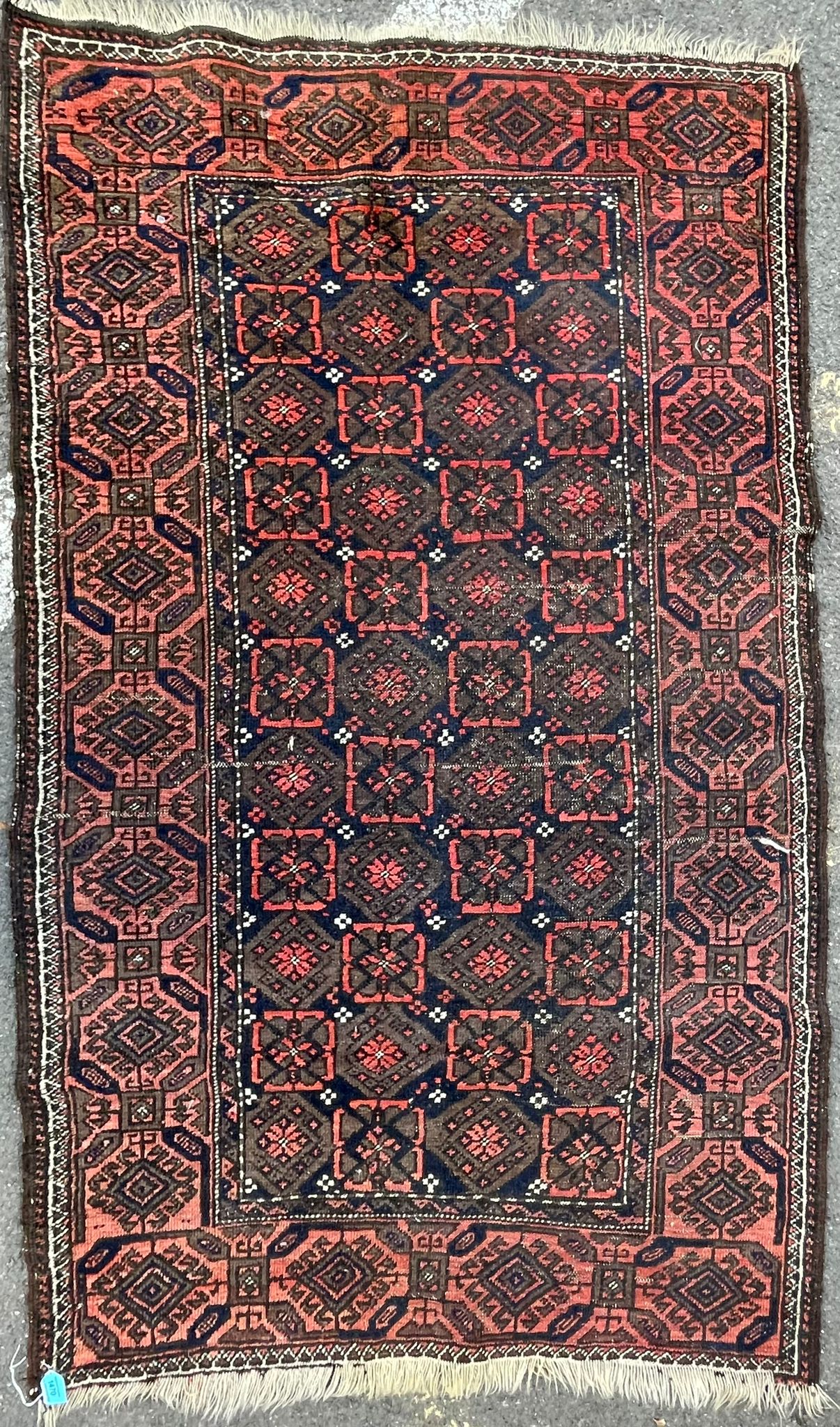 MID 20TH CENTURY PERSIAN ISLAMIC KILIM FLOOR RUG