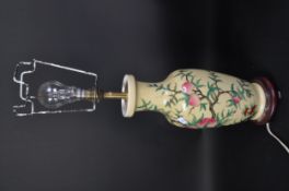 20TH CENTURY FAMILLE ROSE CHINESE VASE LAMP