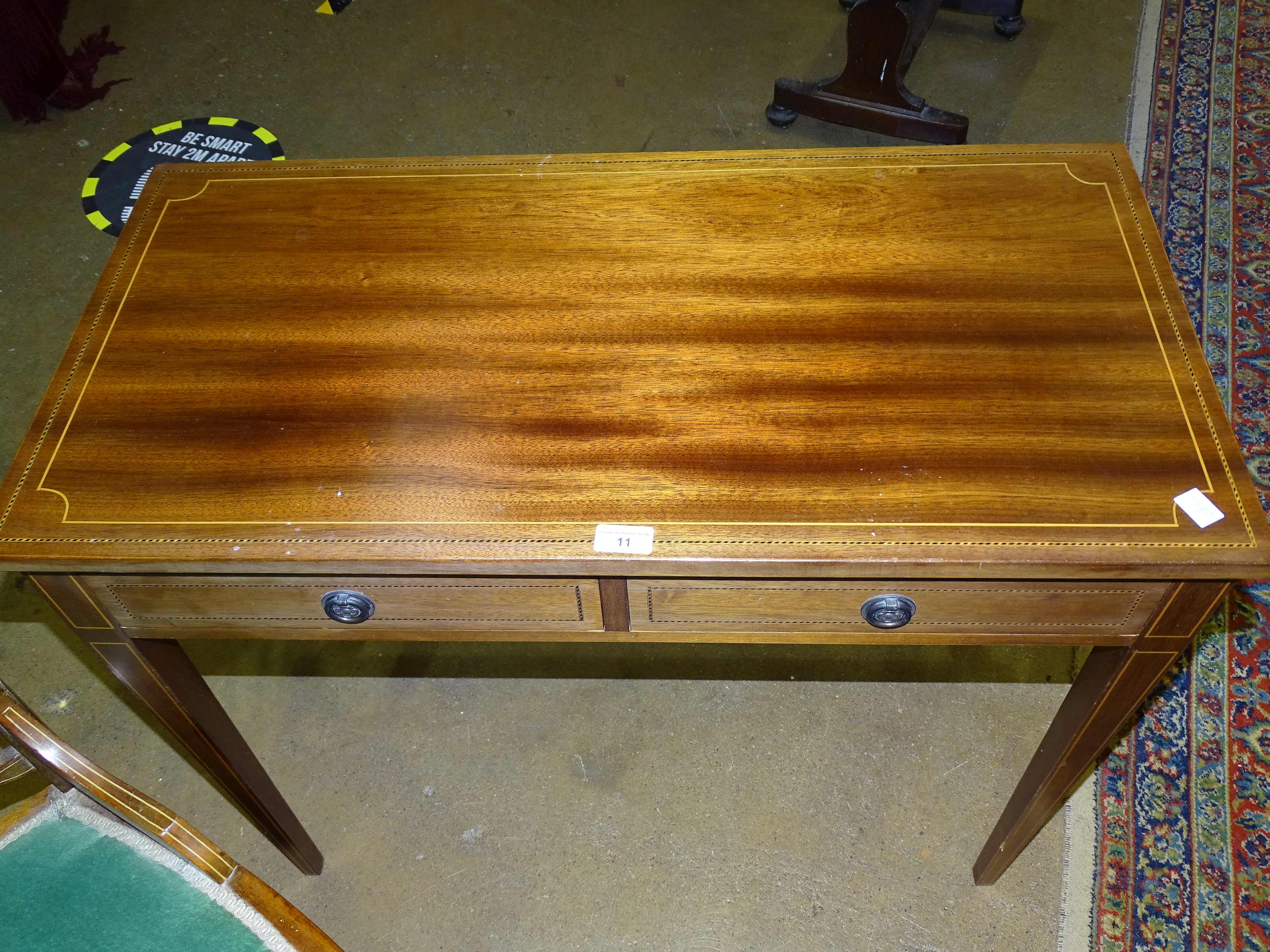 An Edwardian inlaid mahogany bedroom chair and a modern inlaid mahogany side table, 86cm, (2). - Bild 2 aus 2