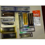 A Parker 51 fountain pen, boxed, a Parker 45 Classic fountain pen and pencil set, other Parker and