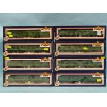 Bachmann OO gauge, eight boxed 63' Bulleid composite corridor coaches BR green/malachite, (all