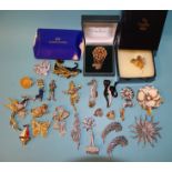 A quantity of costume jewellery brooches in the form of animals, flowers, etc, (27).