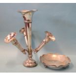An early-20th century silver epergne with central vase and three removable spill vases, (a/f,