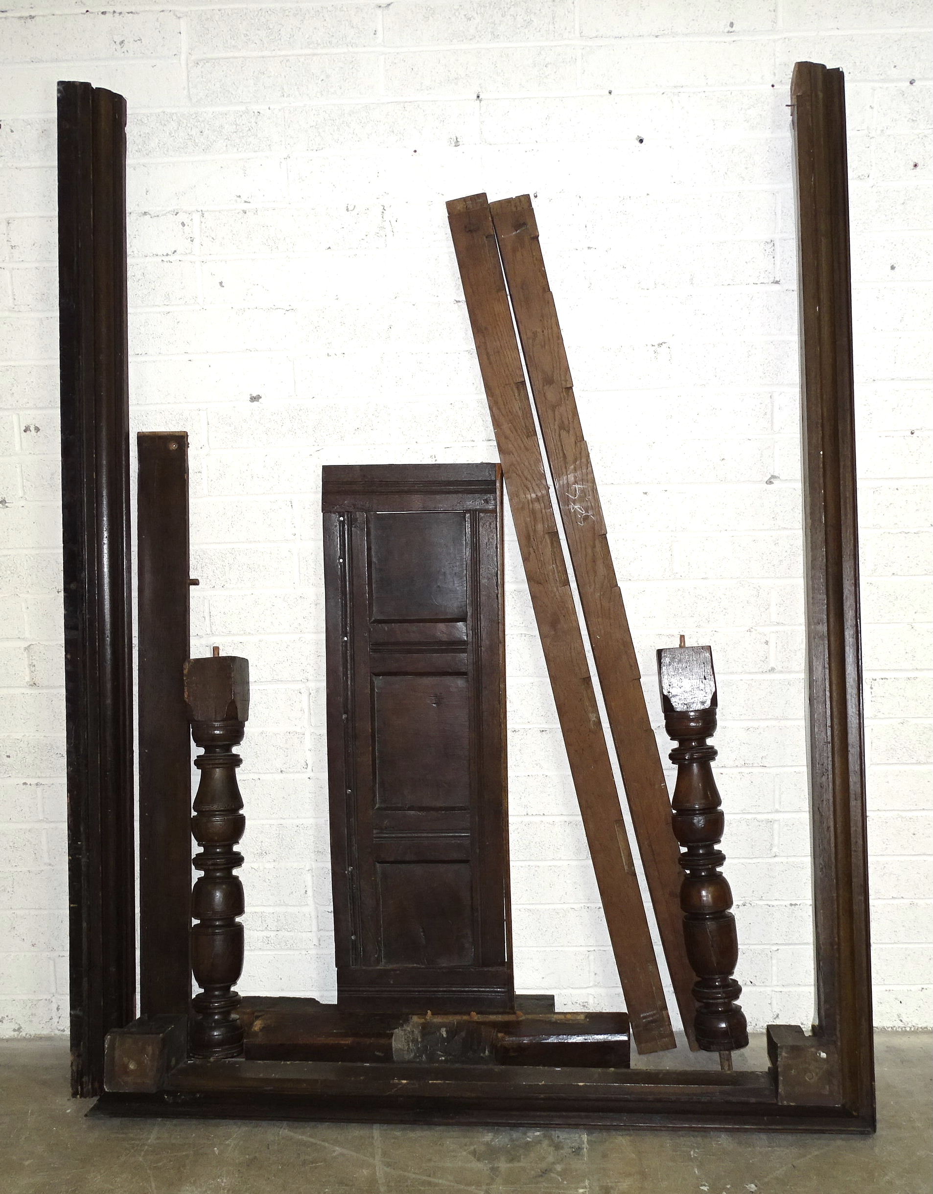 Parts of an antique oak carved four-poster bed, together with a pair of posts from another bed, (2). - Image 2 of 3