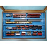 N gauge, a quantity of unboxed rolling stock, in glass-topped display case, (38).