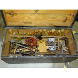 A painted wood tool chest, 84cm wide, 38cm high, 37cm deep, together with a collection of