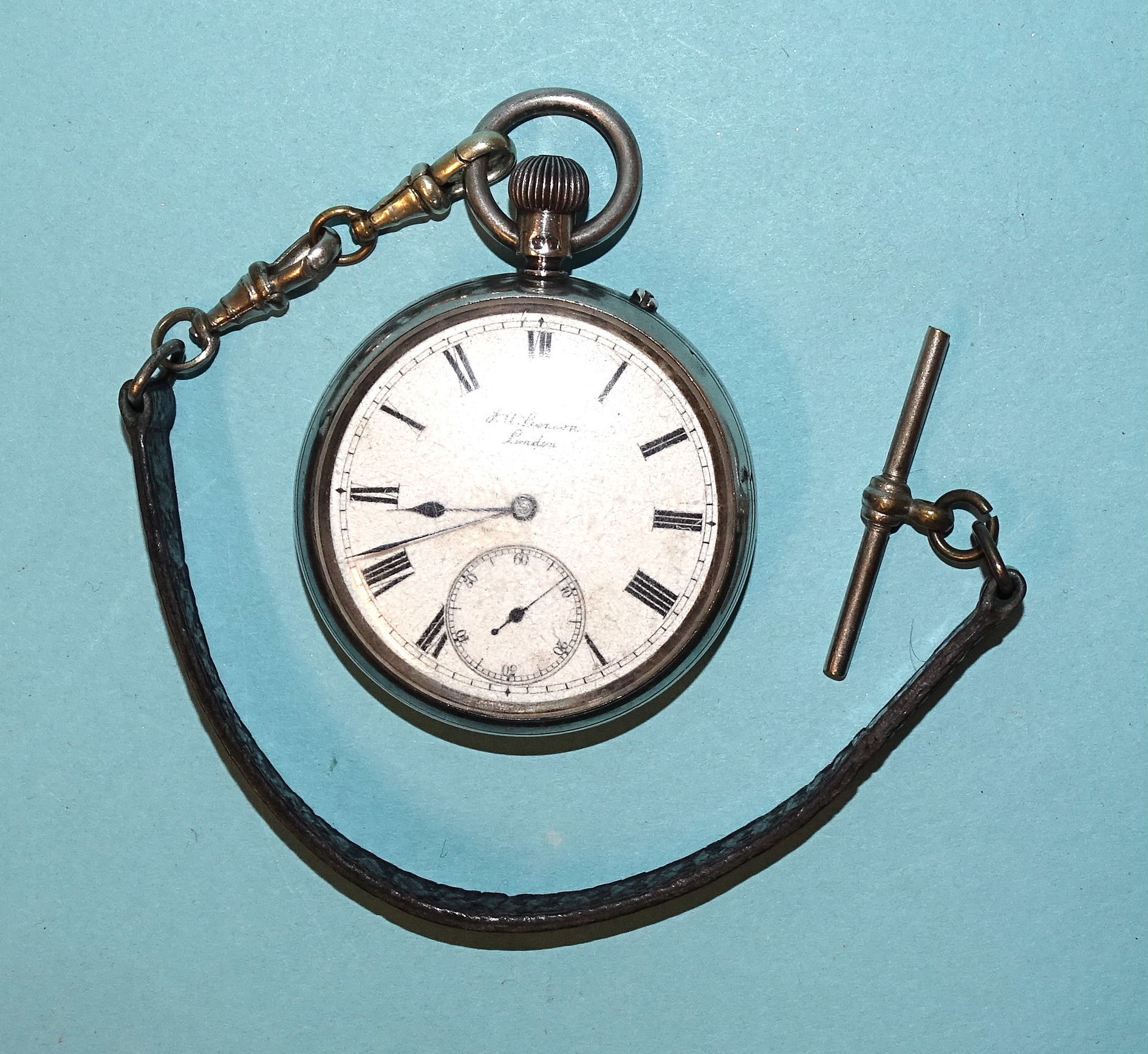 A lady's silver half-hunter-cased pocket watch, (not working), London import marks for 1910, 35mm - Bild 2 aus 3