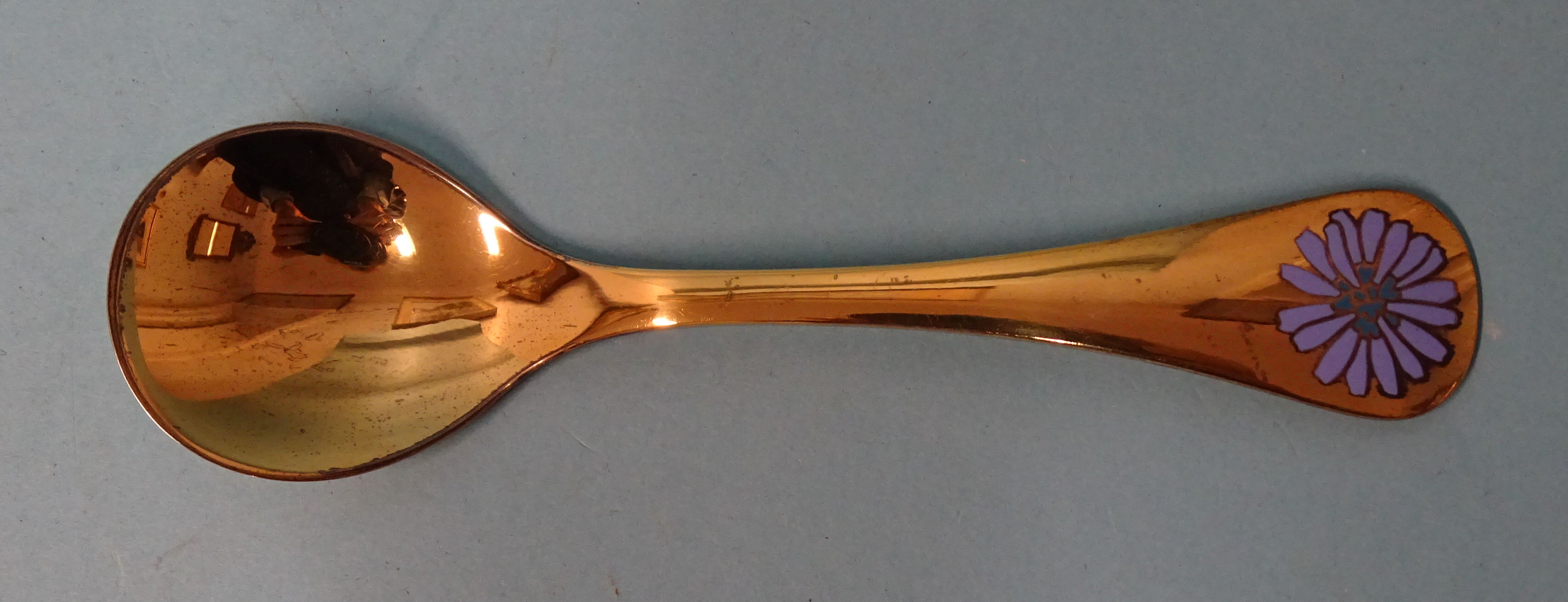 A silver gilt 1980 spoon with enamel flower, maker's mark RA AB, Georg Jensen, ___5.39oz. - Bild 2 aus 4