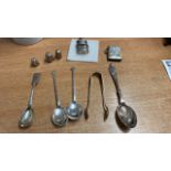 BOX SILVER SPOONS VESTA CASE ETC