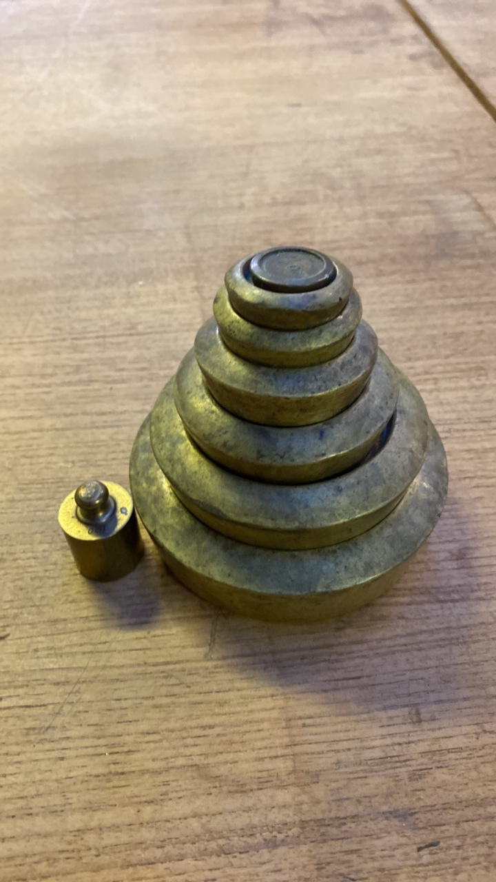 BOX BRASS WEIGHTS