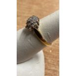 SIZE M 18CT GOLD & DIAMOND RING