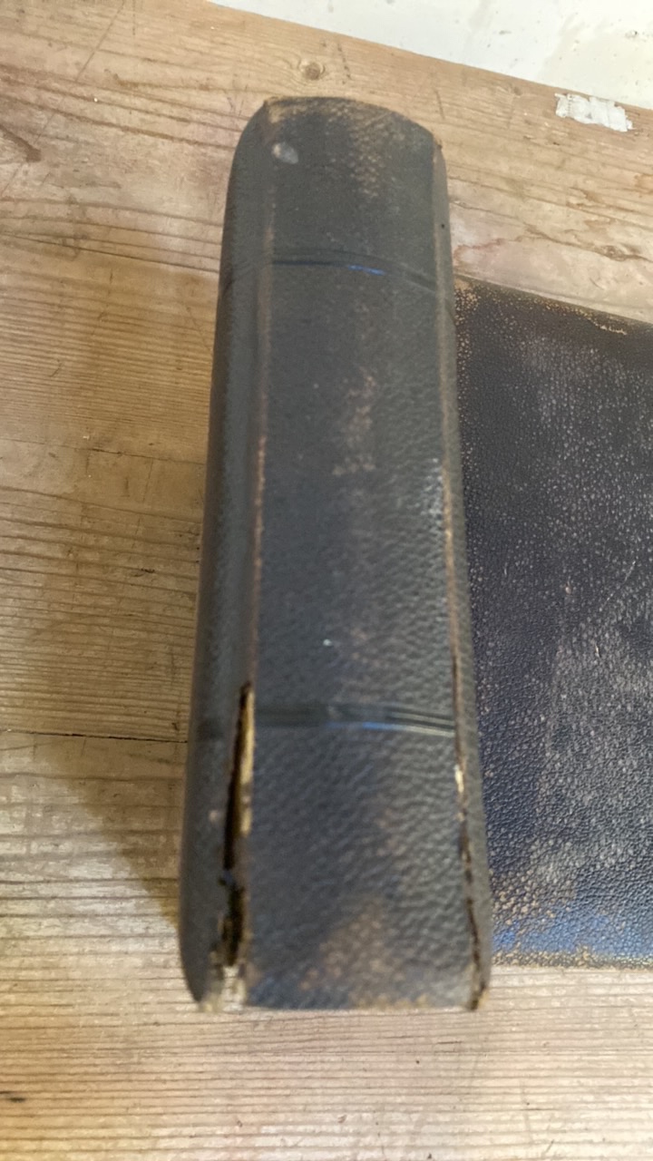 2 VICTORIAN PHOTO ALBUMS (AF) - Image 6 of 36