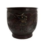 Cachepot aus Bronze. JAPAN, Meiji-Periode (1868-1912),