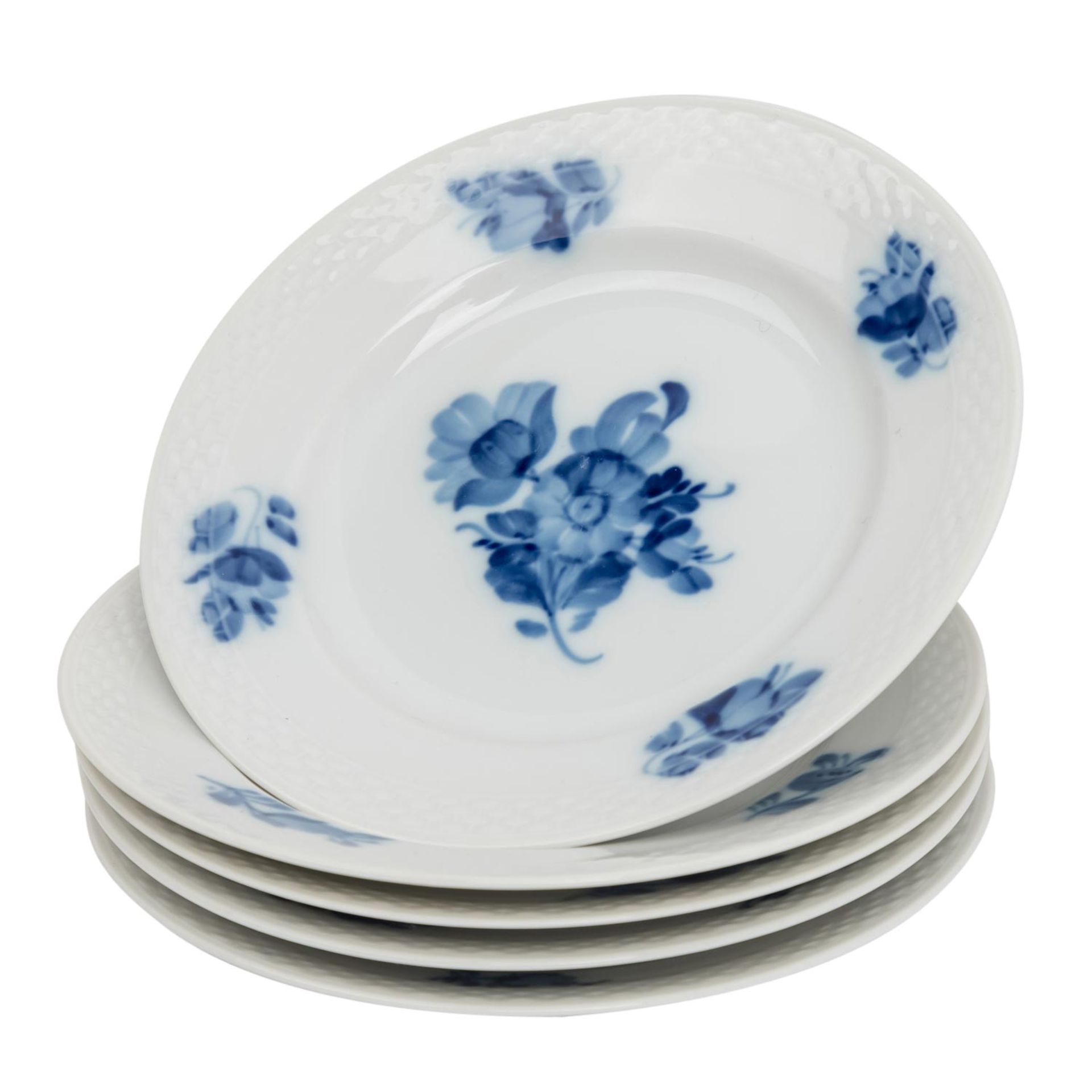 ROYAL COPENHAGEN Serviceteile 'Blaue Blume glatt', 20./21. Jh. - Image 3 of 8