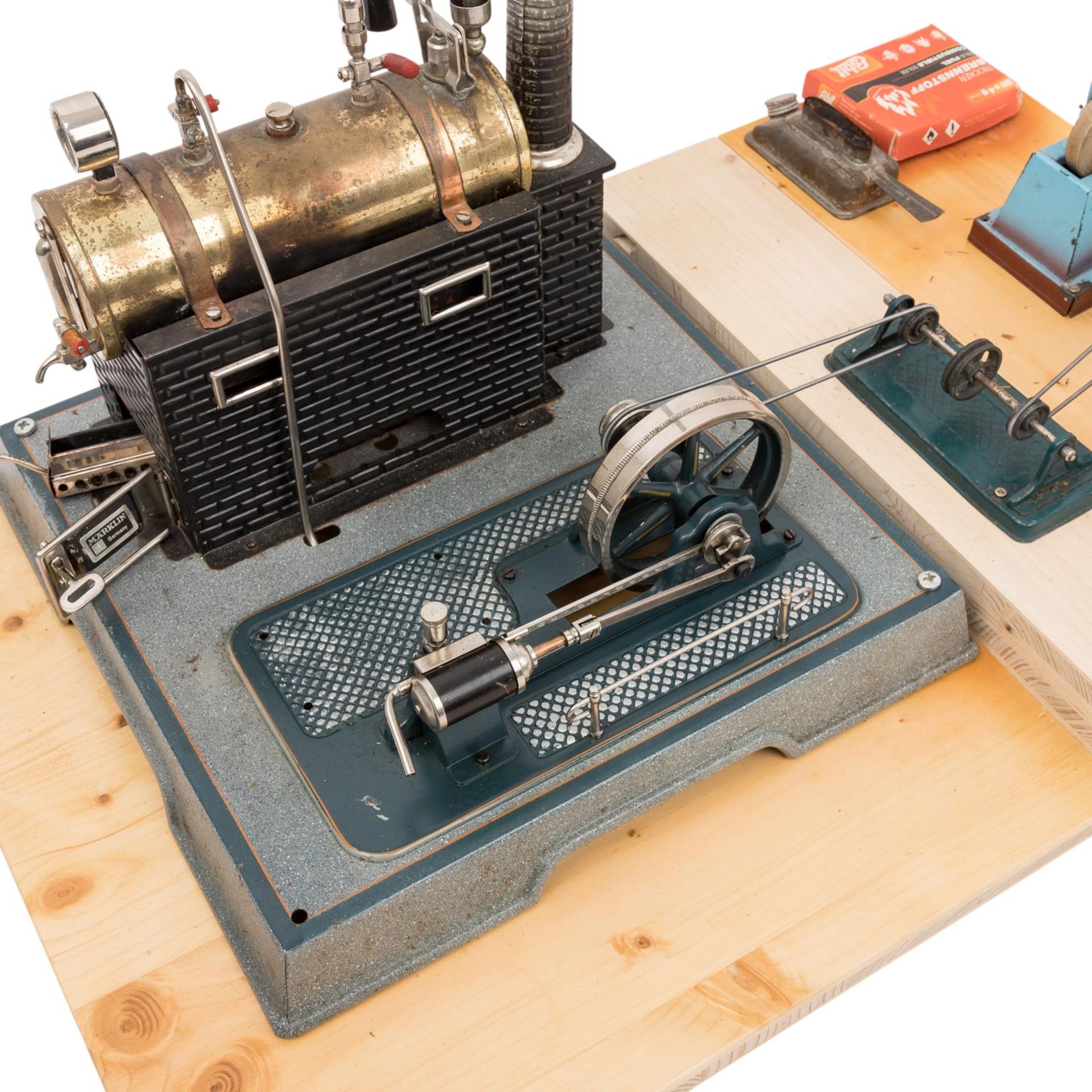 MÄRKLIN/FLEISCHMANN Dampfmaschine und Zubehörteile, Mitte 20. Jh., - Bild 7 aus 11