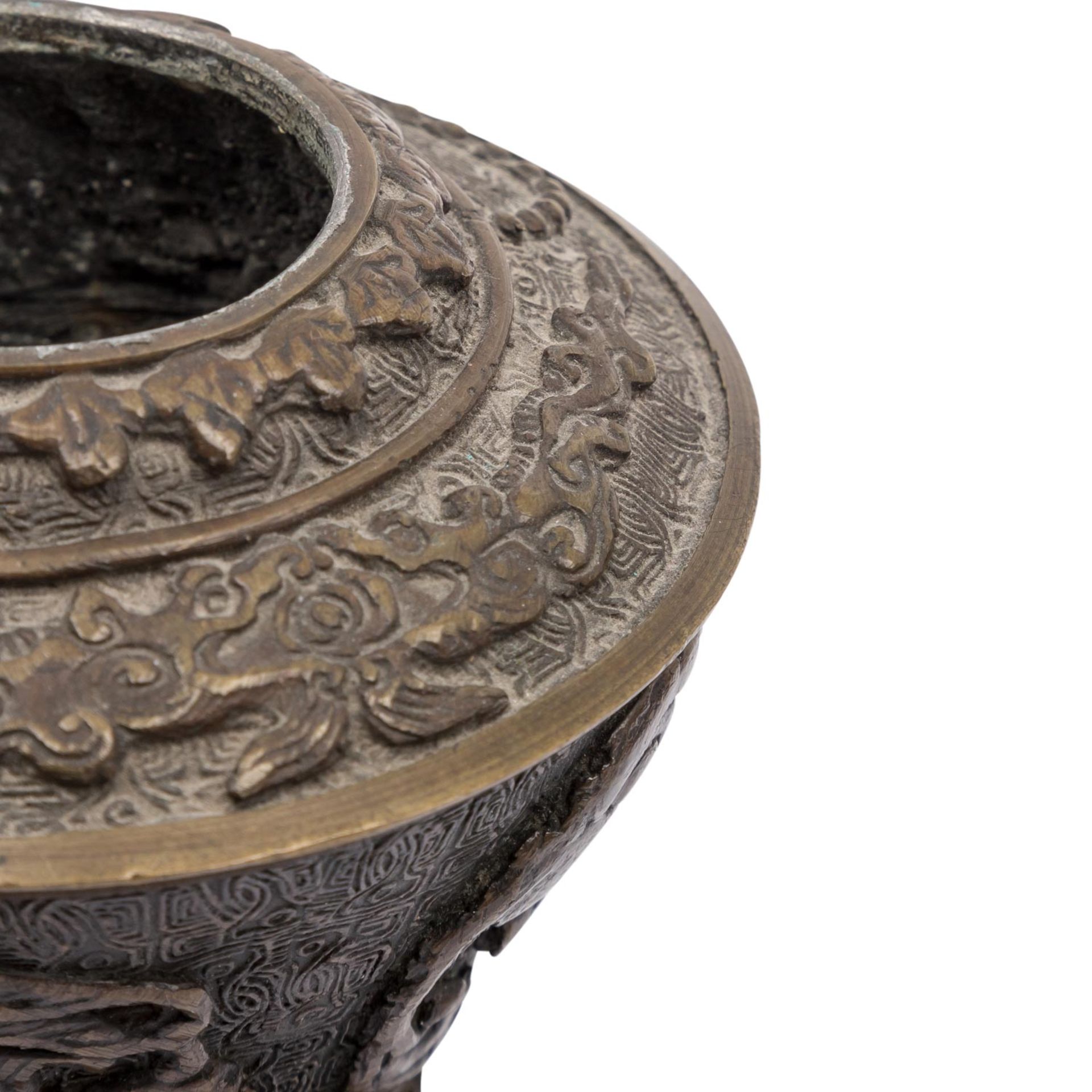 Vase aus Bronze. CHINA, - Bild 8 aus 11