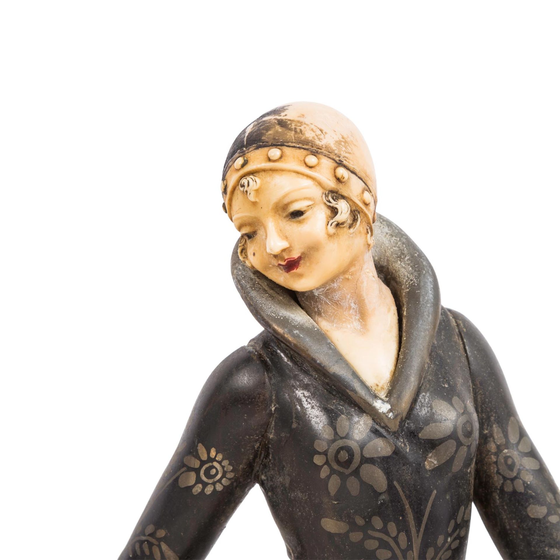 BILDHAUER/IN DES 19./20. Jh., Belgien oder Frankreich, Art-Déco-Figurengruppe "Dame mit zwei Windhun - Bild 6 aus 7