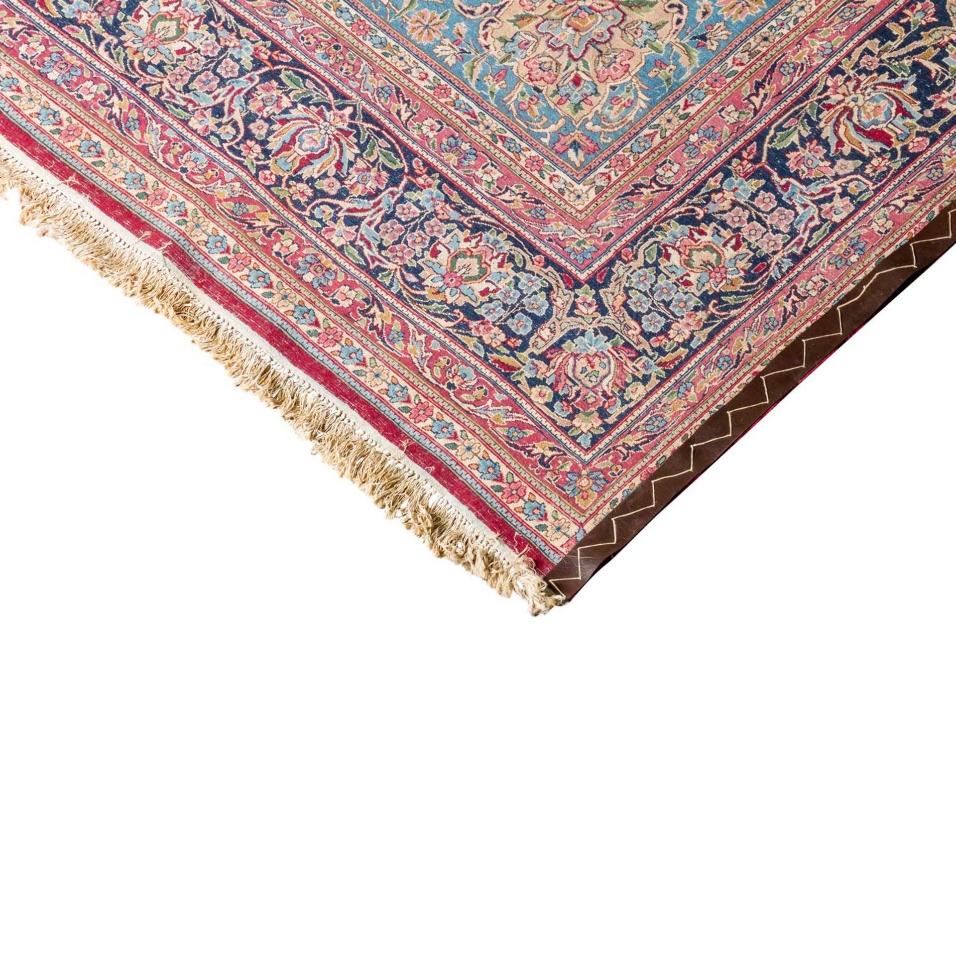 Orientteppich. KIRMAN/PERSIEN, 20. Jh., 415x287 cm. - Image 2 of 3